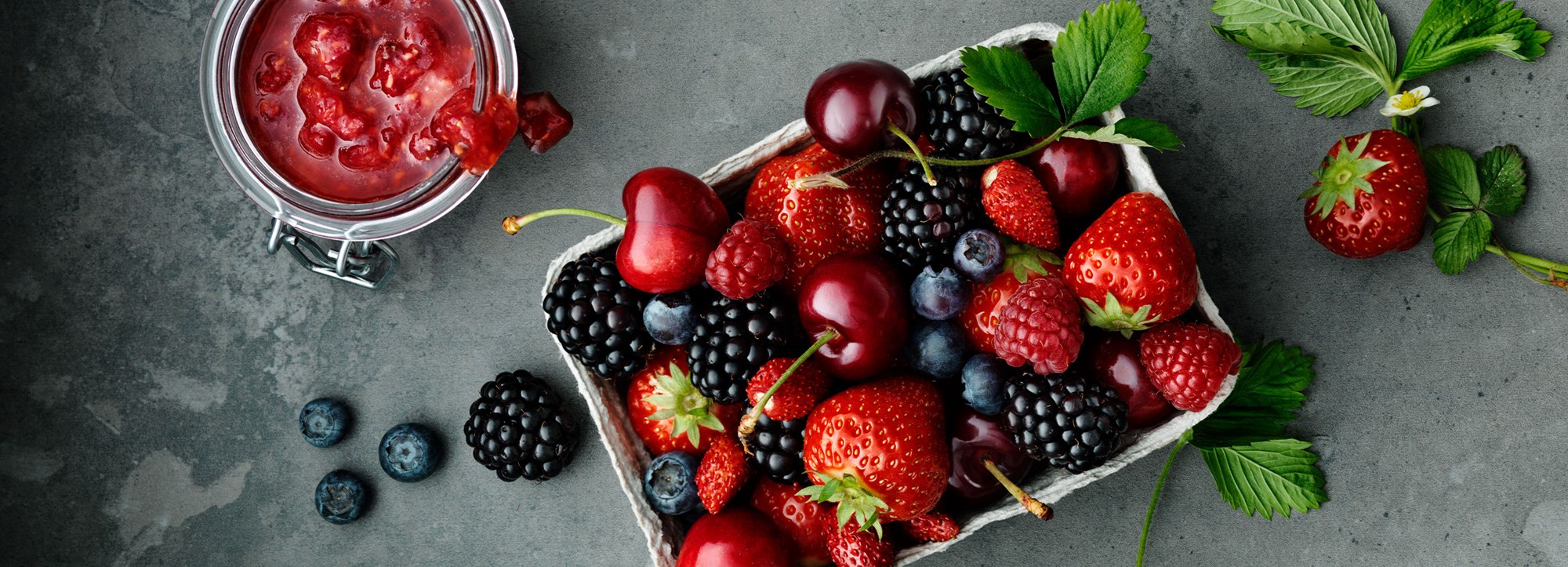 Must – en frisk favorit av druvor, bär eller frukt 